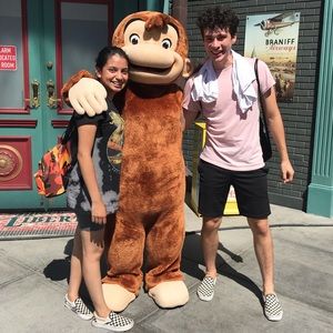 Meet your Posher, Carlos